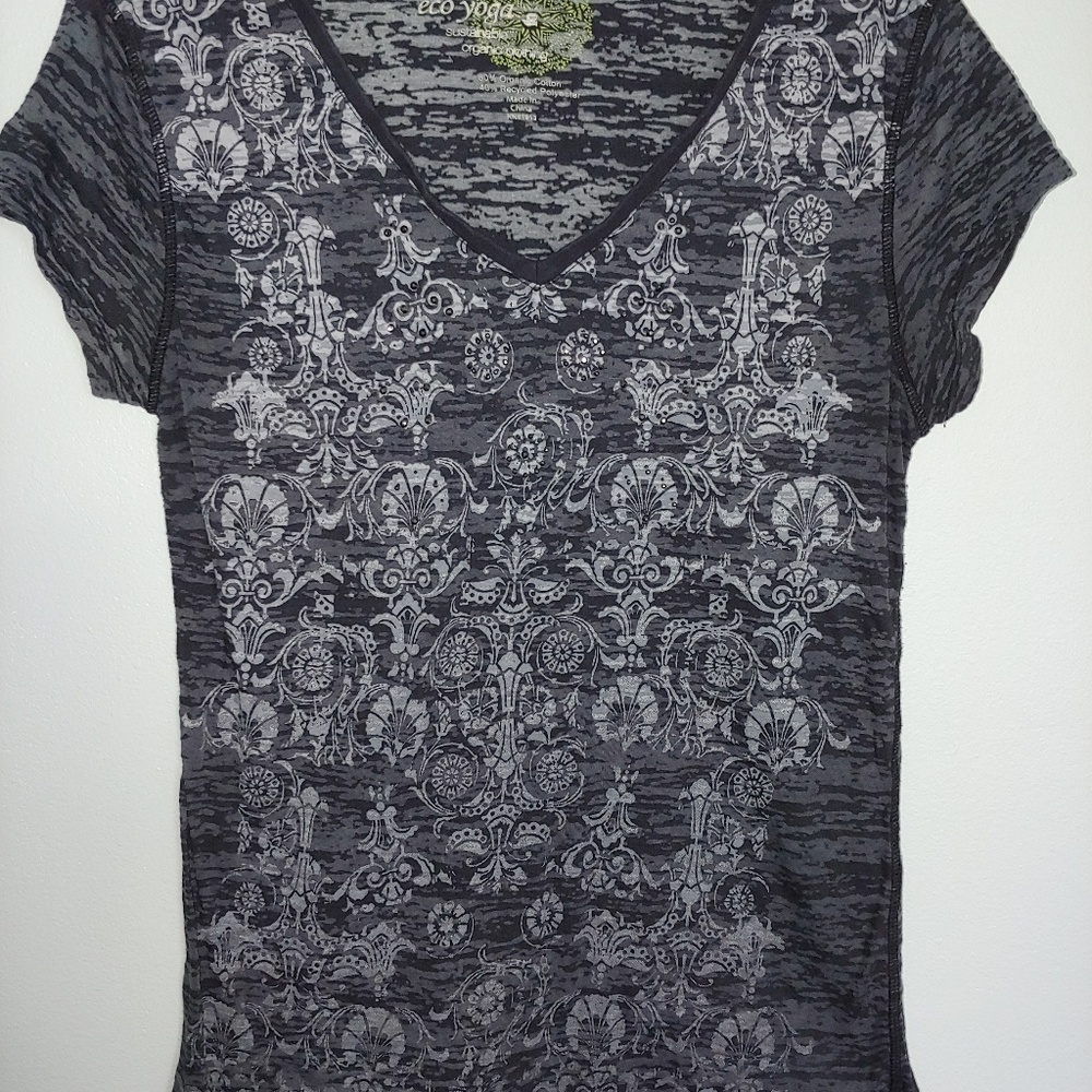 Yoga tshirt